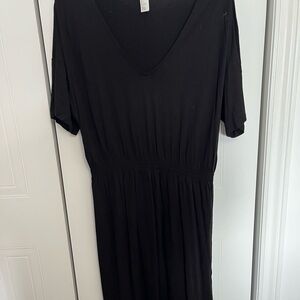 H&M Black V-Neck Midi Dress Casual